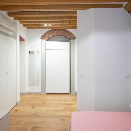Apartment Milano Suite Home Mailand