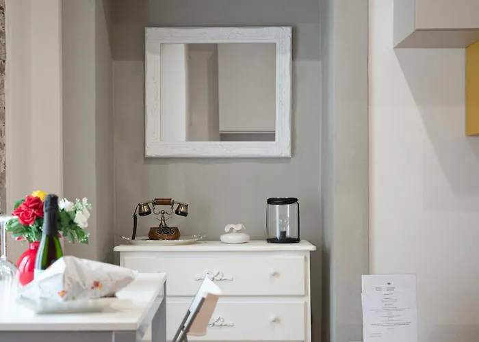 Milano Suite Home Apartament *